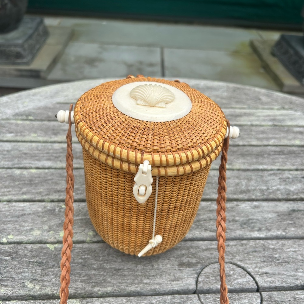 Authentic Rare Nantucket woven Tan Basket Bag